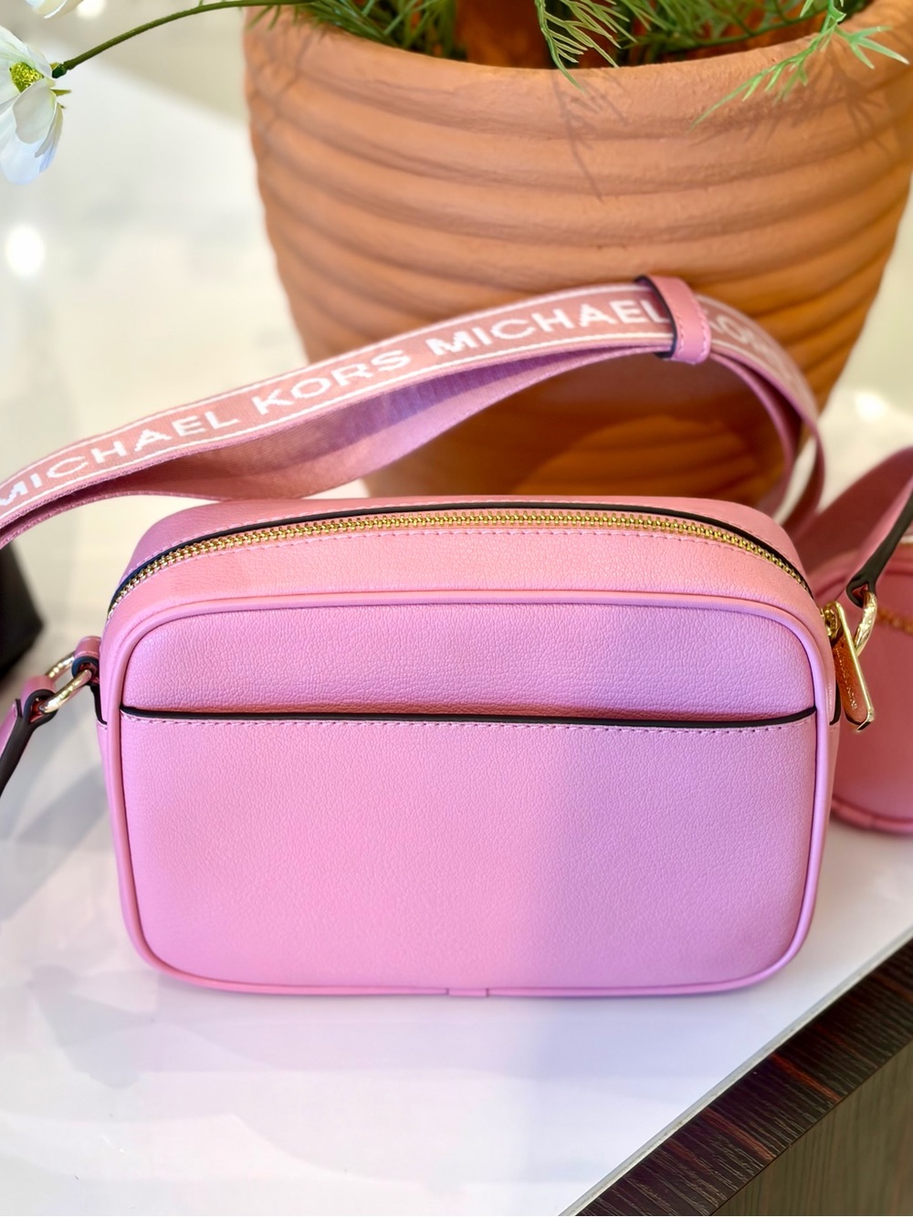 Michael Kors Pink Leather Crossbody Bag with Coin Case and Snap Pouch Carnation - Picture 3 of 14